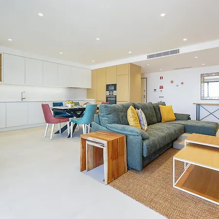 Heights - Old Town & Sea Views Lagos