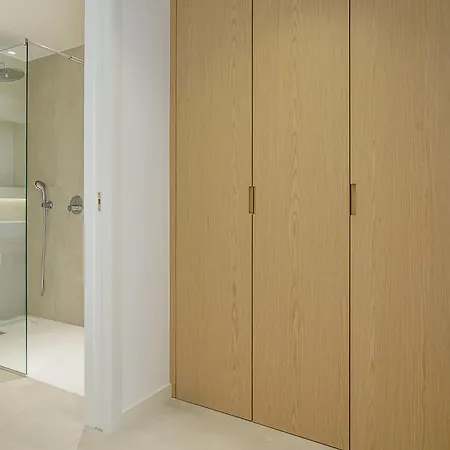 Heights - Old Town & Sea Views Apartment